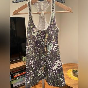 Lululemon tankEUC